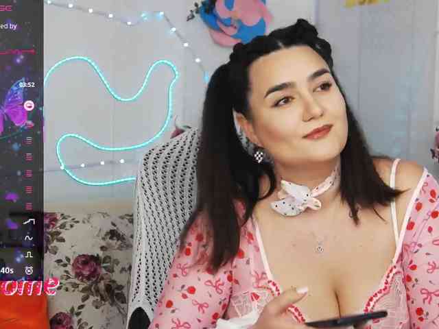 Lina_ webcam