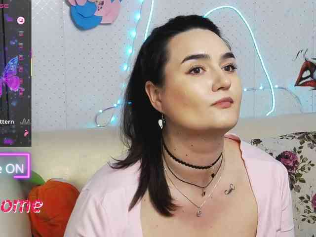 Lina_ webcam