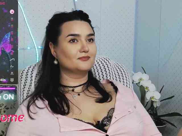 Lina_ webcam