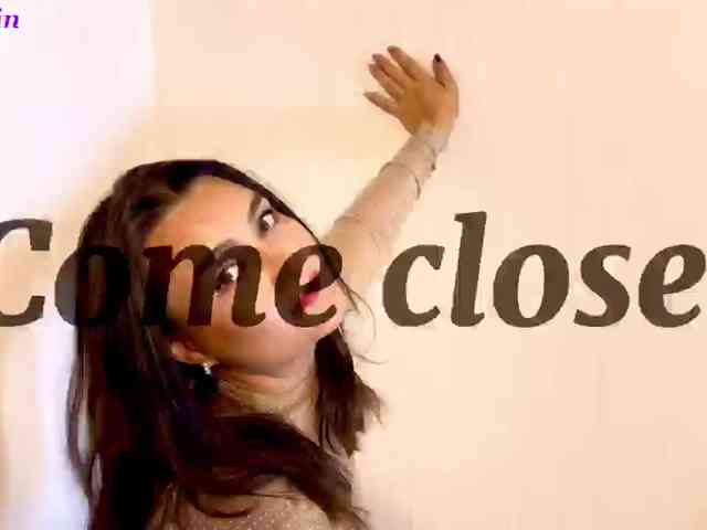 Lina_ webcam