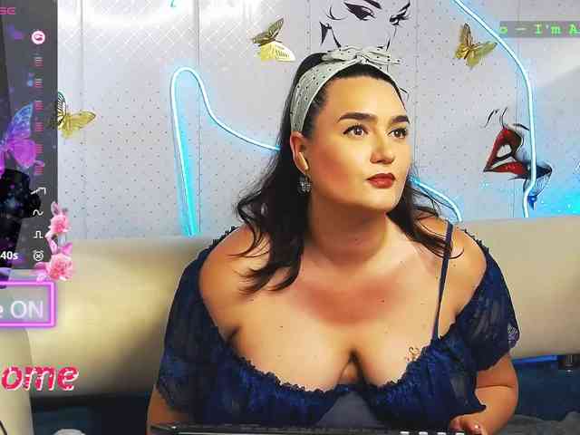 Lina_ webcam