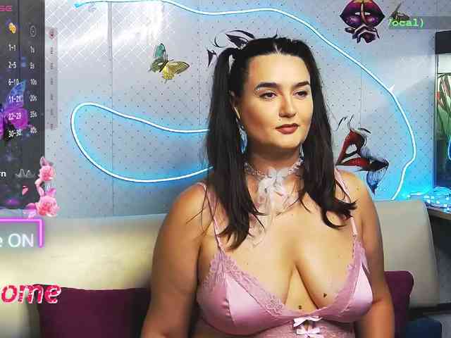 Lina_ webcam