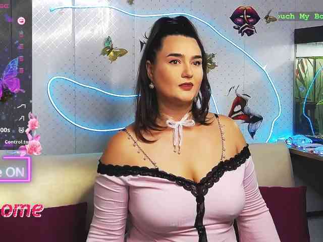 Lina_- webcam