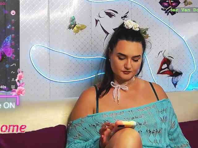 Lina_ webcam