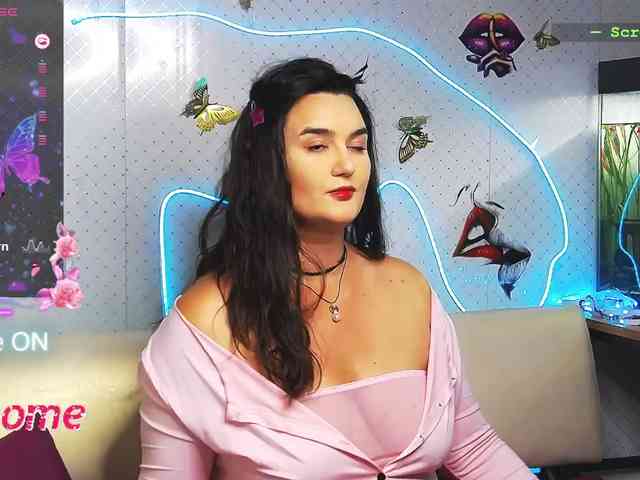 Lina_- webcam