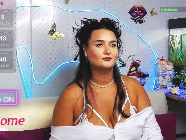 Lina_- webcam