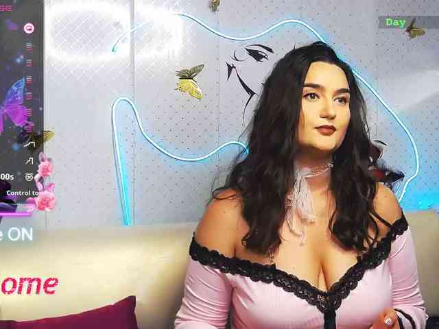 Lina_ webcam