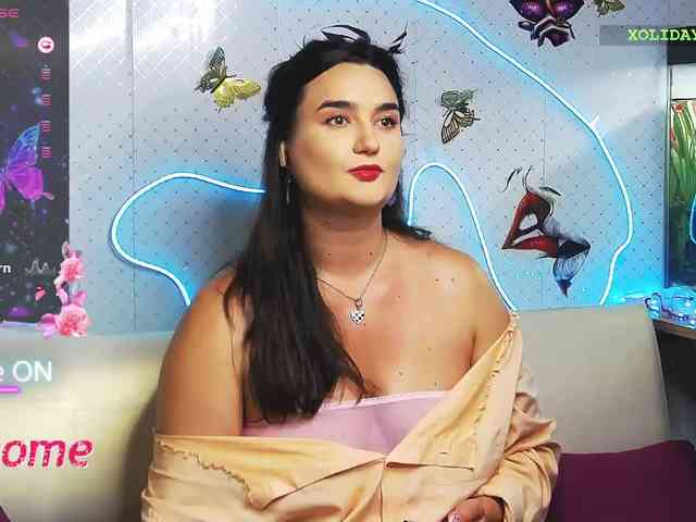 Lina_- webcam