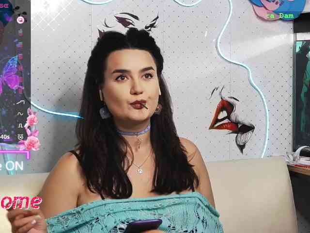 Lina_ webcam