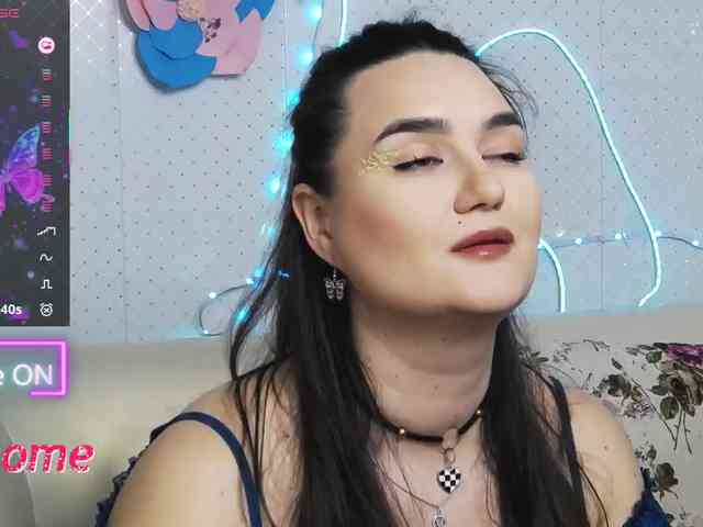 Lina_ webcam