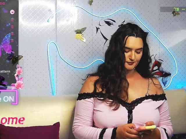 Lina_ webcam