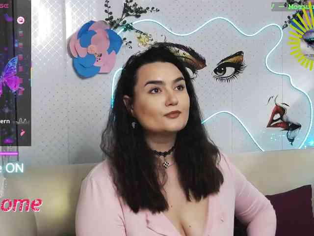 Lina_ webcam