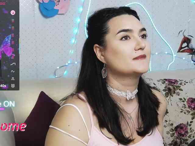 Lina_ webcam