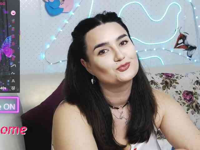 Lina_ webcam