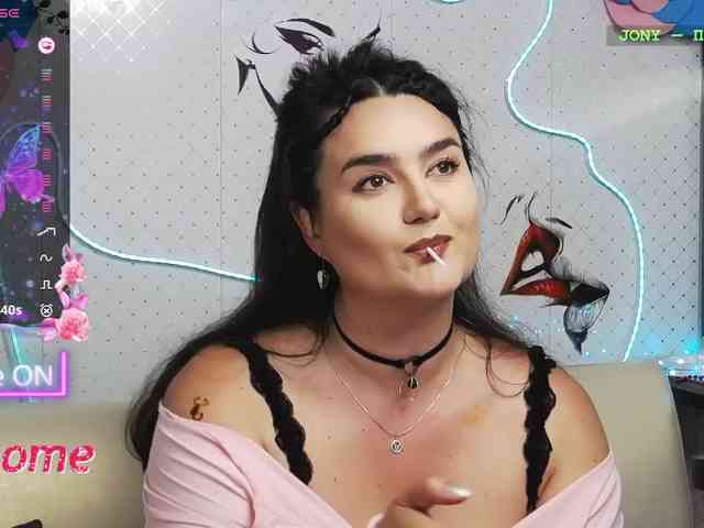 Lina_ webcam
