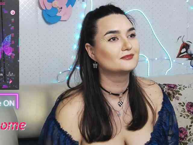 Lina_ webcam