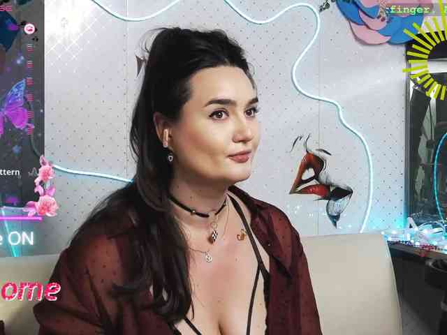 Lina_ webcam