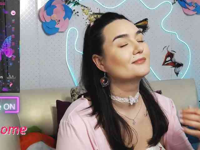 Lina_ webcam