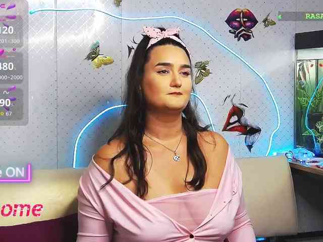 Lina_- webcam