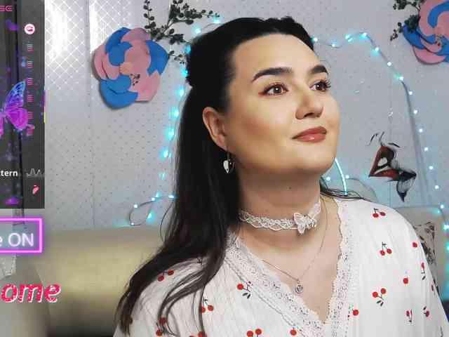 Lina_ webcam