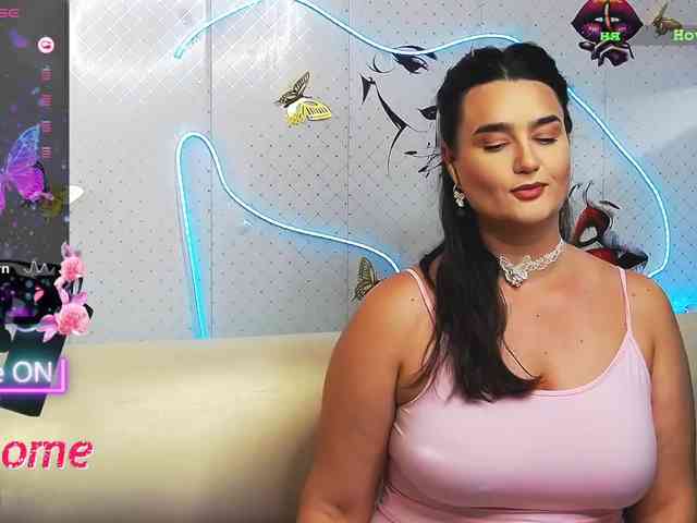 Lina_ webcam