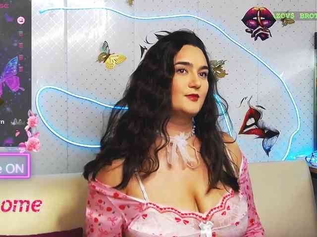 Lina_- webcam