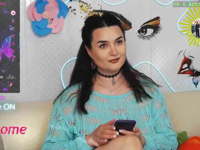 Lina_ webcam