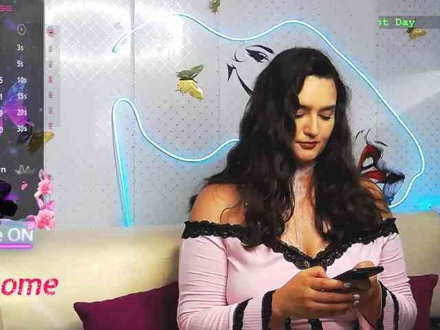 Lina_ webcam
