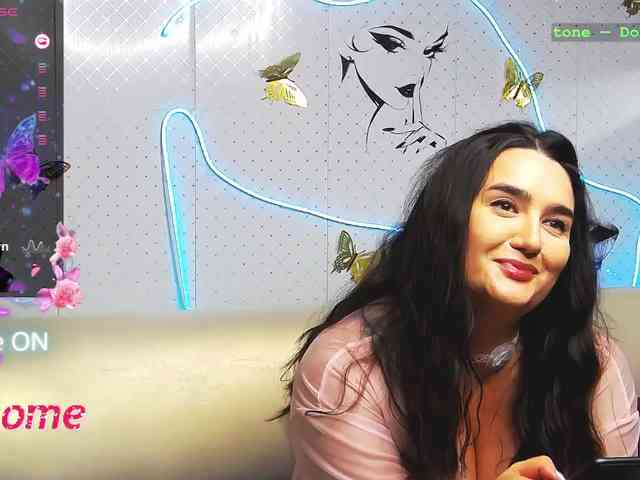 Lina_ webcam