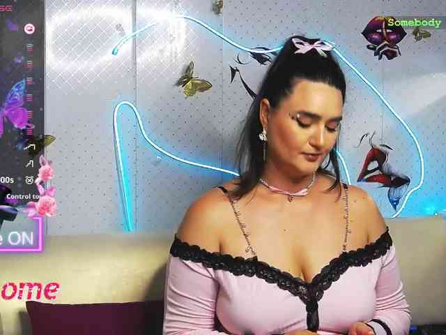 Lina_ webcam