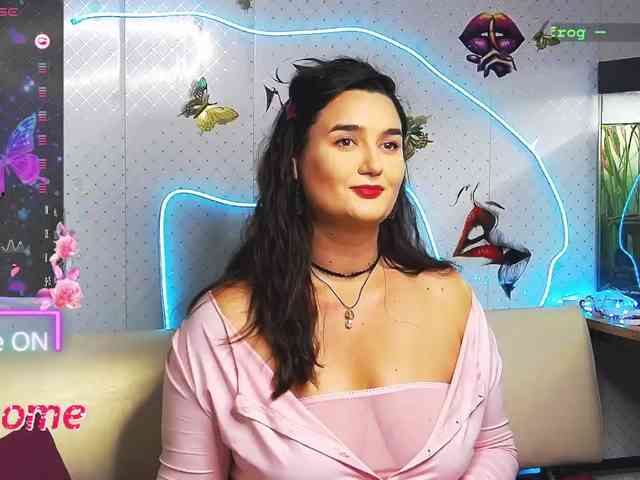 Lina_- webcam