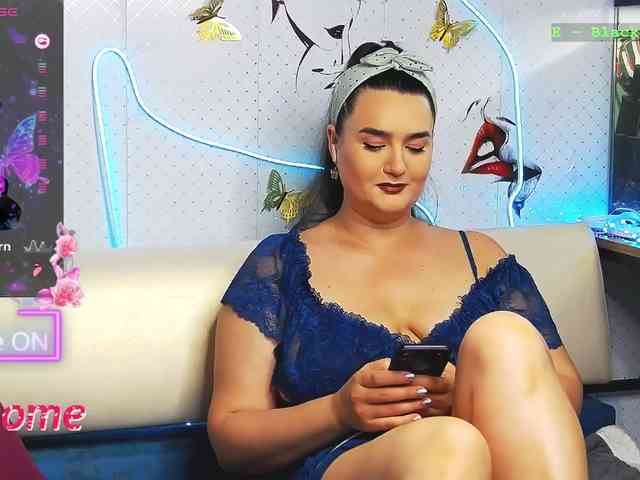 Lina_ webcam