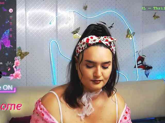 Lina_ webcam
