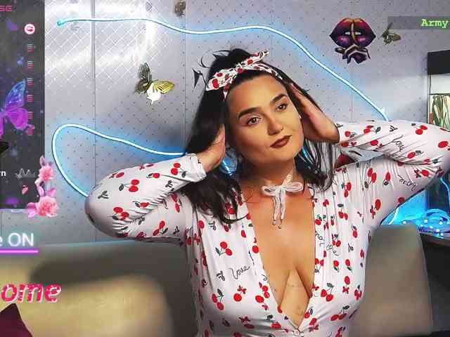 Lina_ webcam