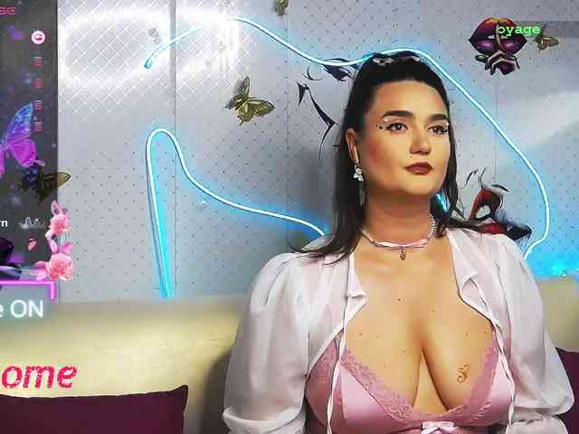 Lina_ webcam