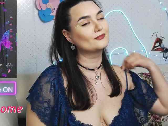 Lina_ webcam