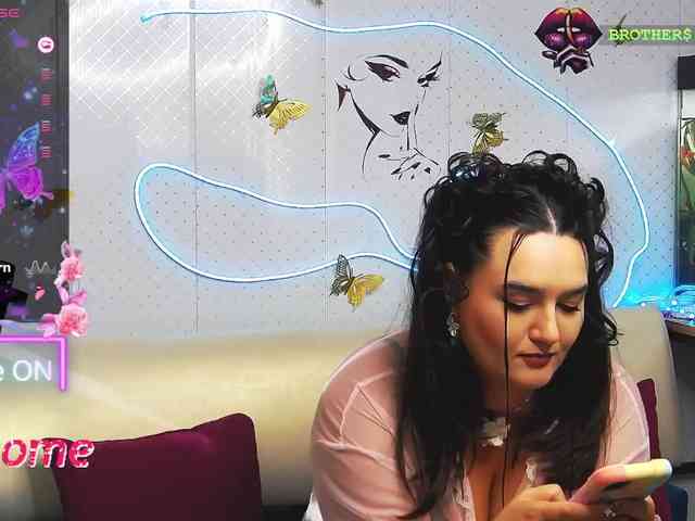 Lina_ webcam