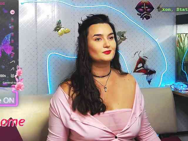 Lina_- webcam