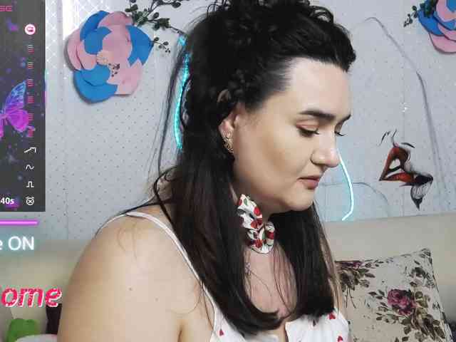 Lina_ webcam