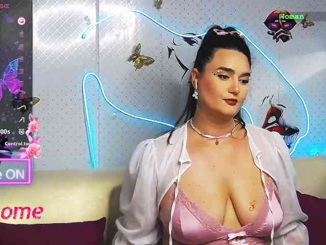 Lina_ webcam