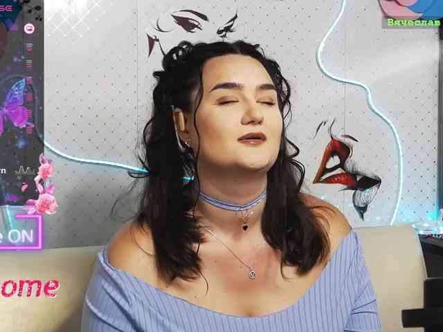 Lina_ webcam