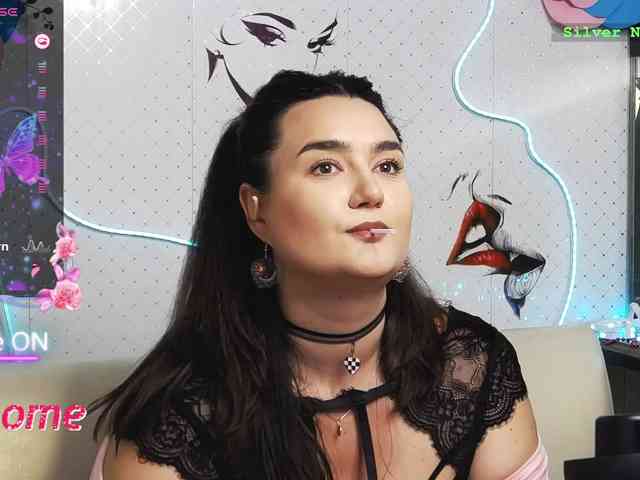 Lina_ webcam