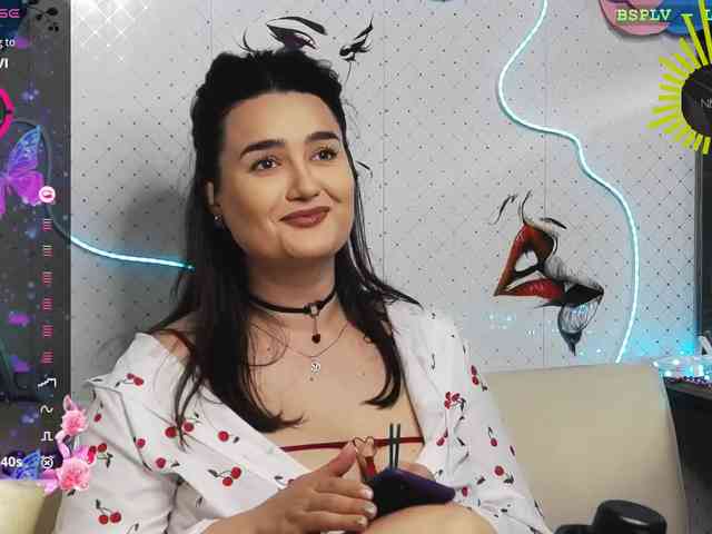 Lina_ webcam