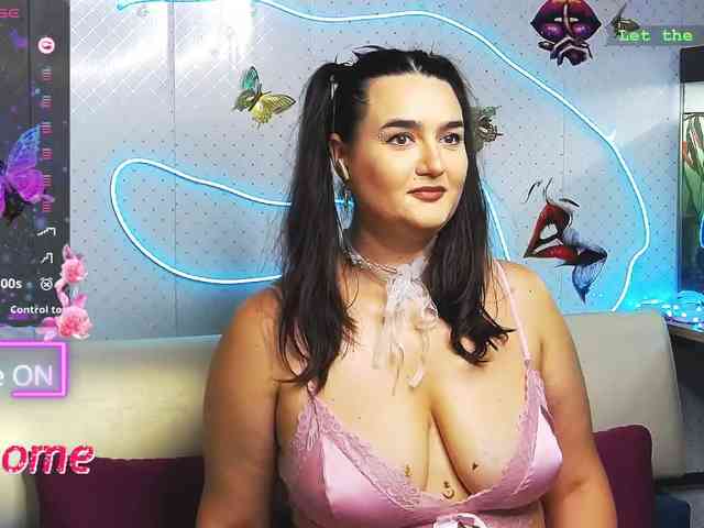 Lina_ webcam