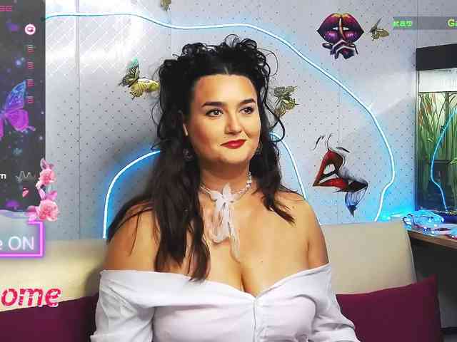 Lina_- webcam