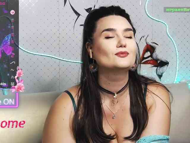 Lina_ webcam