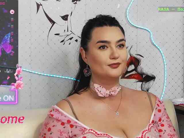 Lina_ webcam
