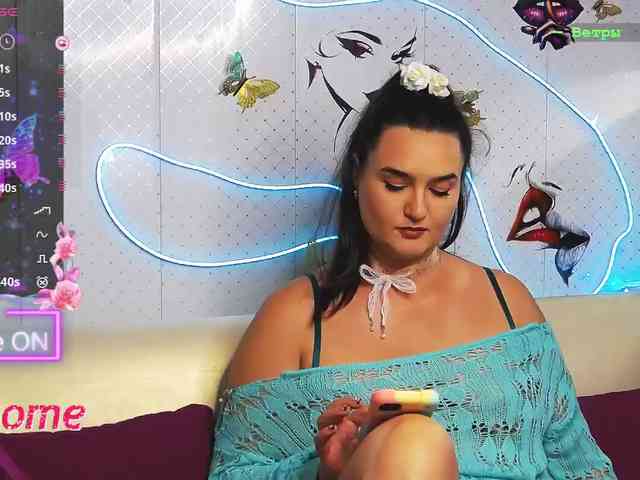 Lina_ webcam