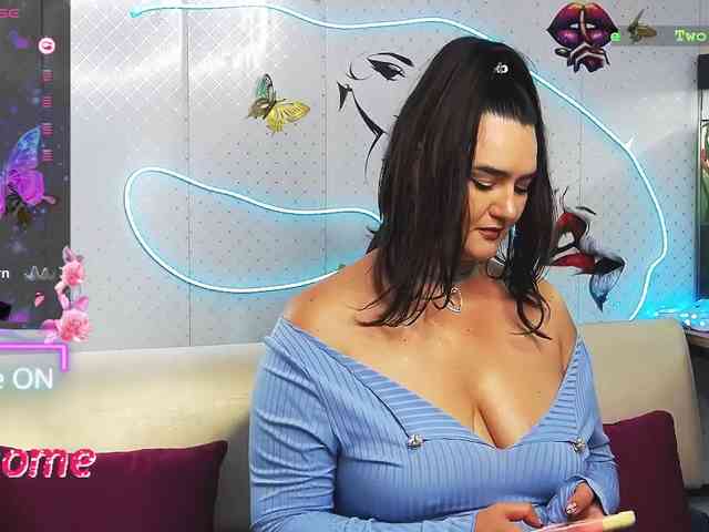 Lina_ webcam
