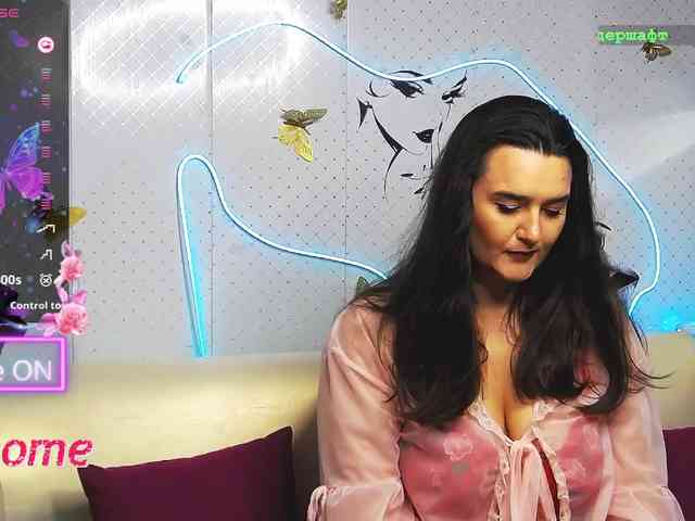 Lina_ webcam